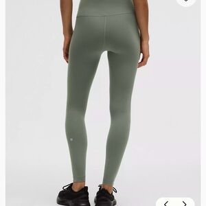 Lululemon Wunder Train High Rise